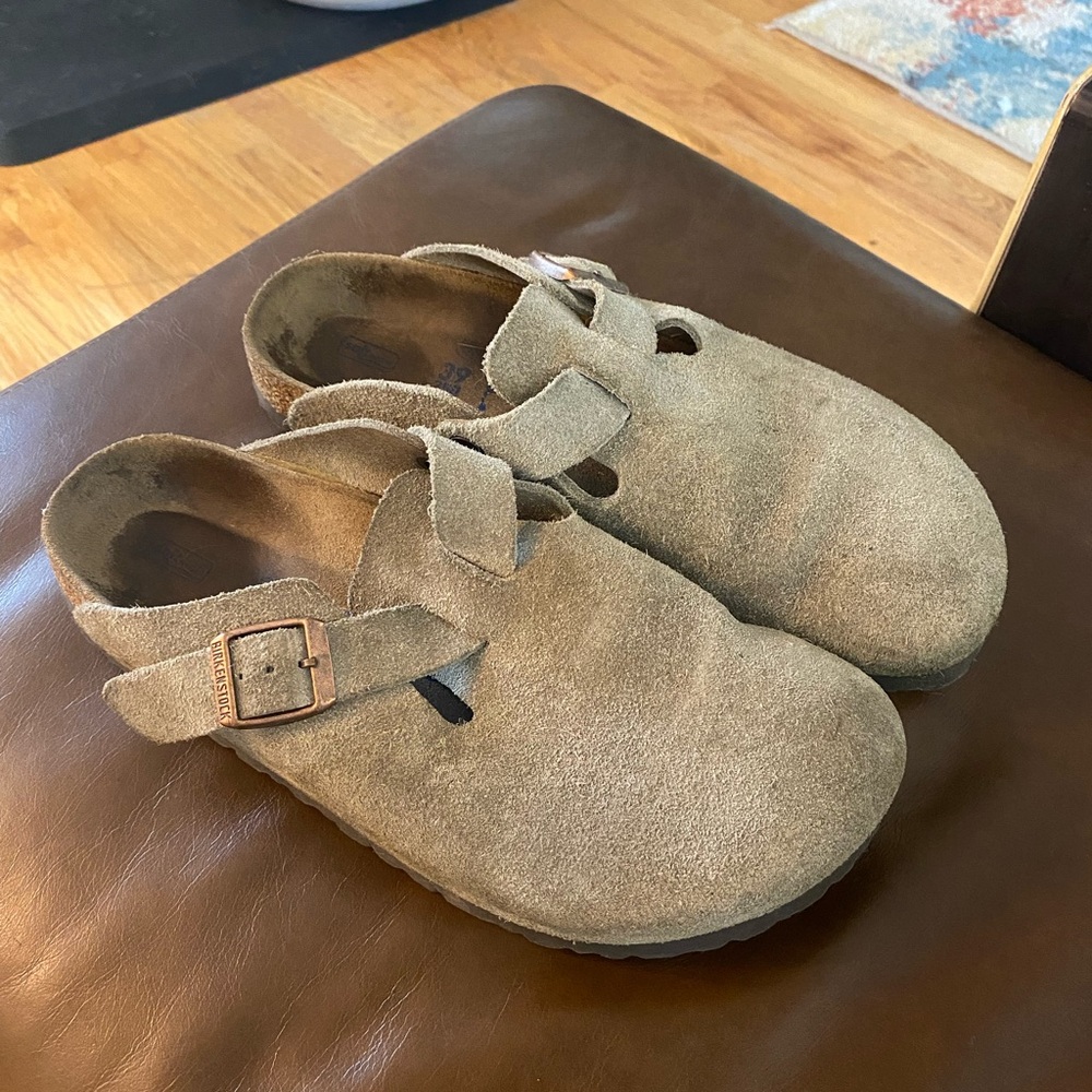 Birkenstock Boston Clog in Taupe Size 39